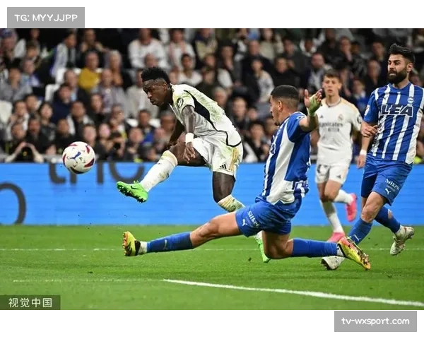 西甲第33轮即时战报：皇马客场1-1暂平巴萨，维尼修斯破门